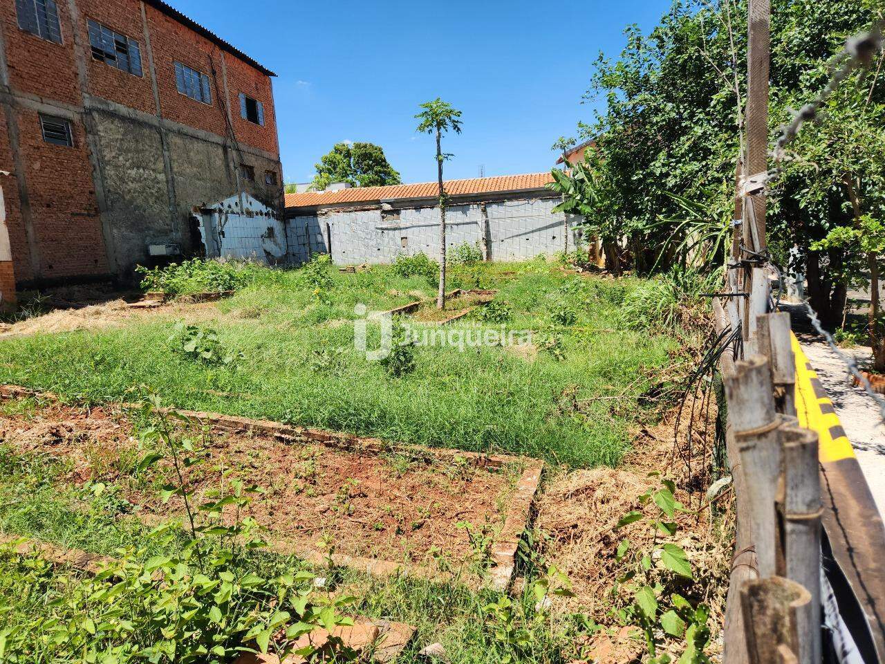 Terreno à venda, no bairro Piracicamirim em Piracicaba - SP