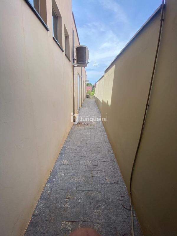 Sala Comercial para alugar, no bairro Centro em Rio das Pedras - SP