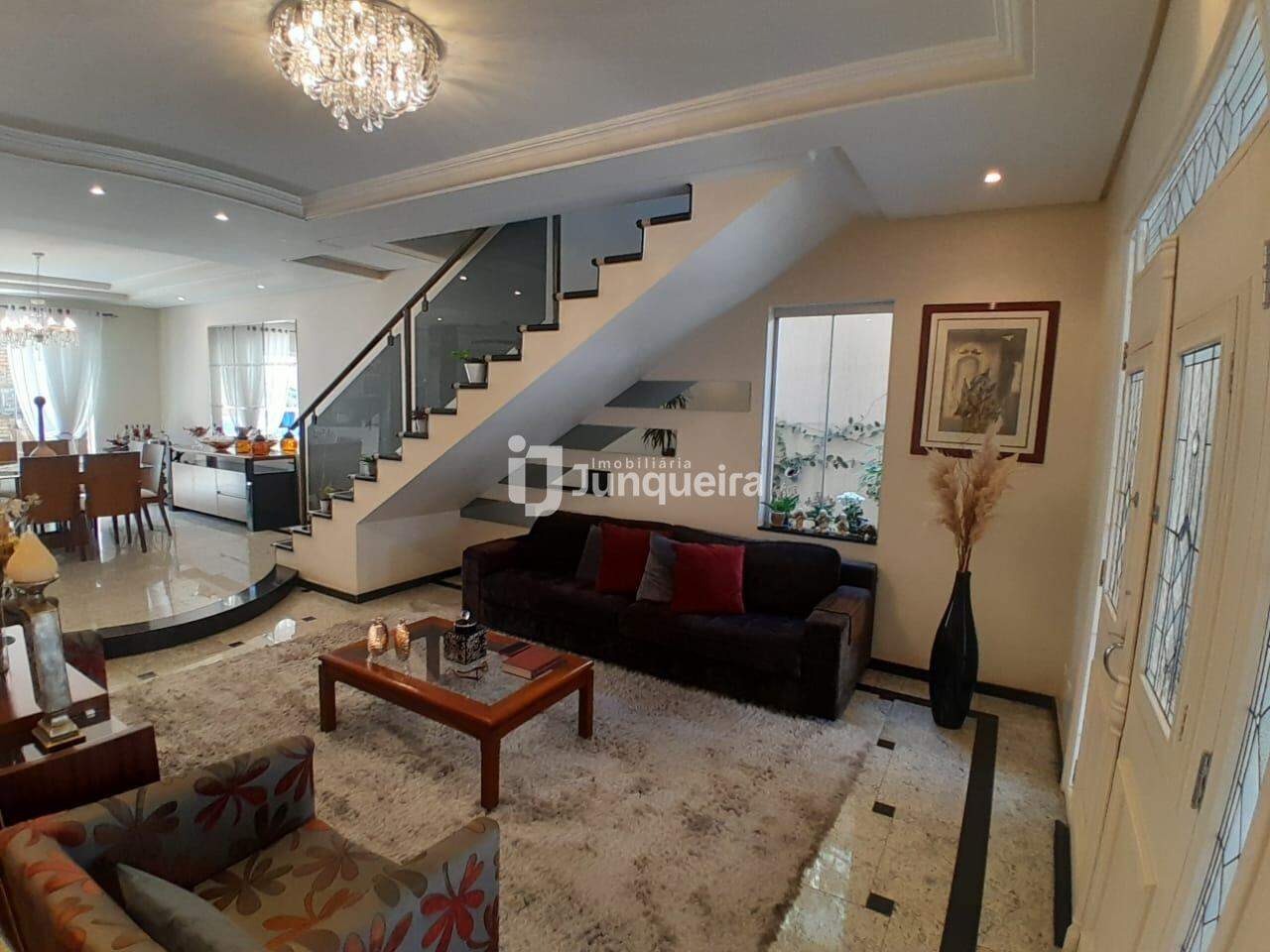 Casa à venda, 4 quartos, sendo 4 suítes, 4 vagas, no bairro Vila Prudente em Piracicaba - SP