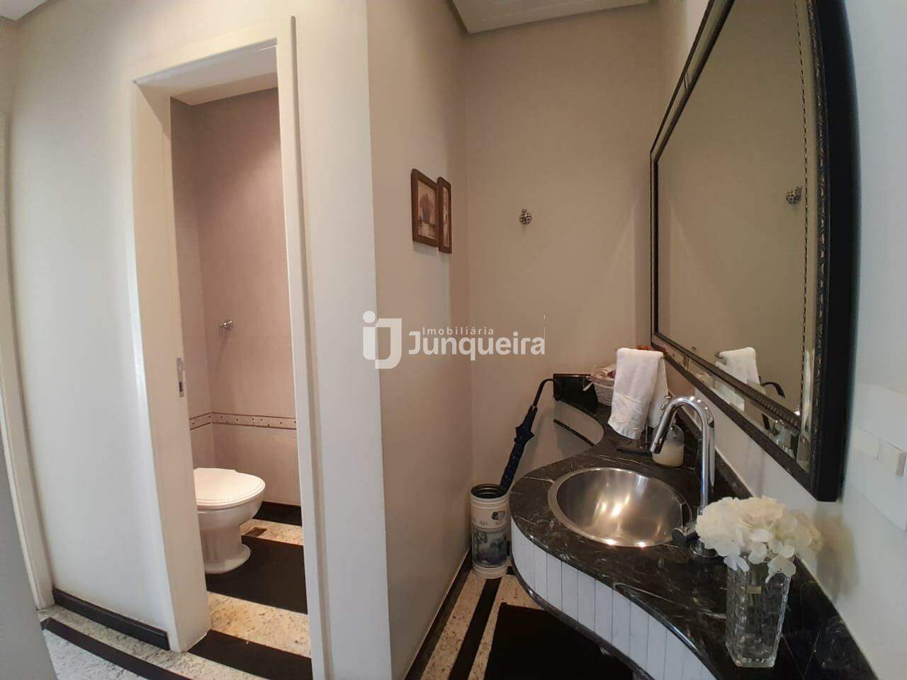 Casa à venda, 4 quartos, sendo 4 suítes, 4 vagas, no bairro Vila Prudente em Piracicaba - SP