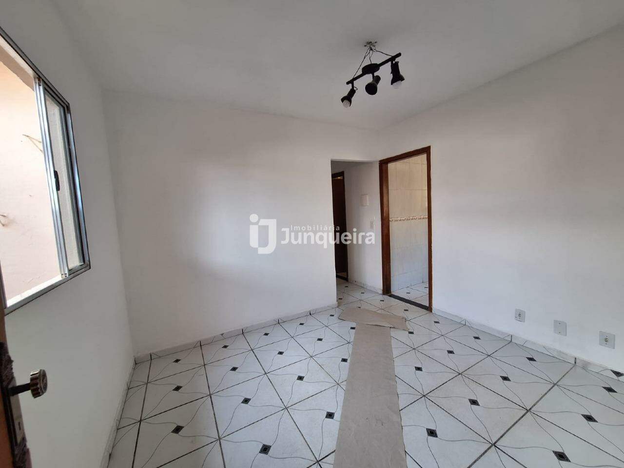 Casa para alugar, 1 quarto, 1 vaga, no bairro Residencial Bom Jardim em Rio das Pedras - SP