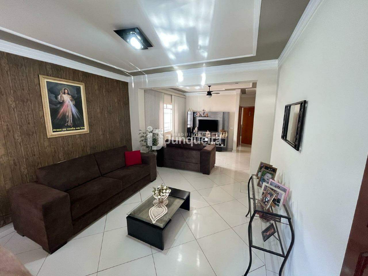 Casa à venda, 2 quartos, sendo 1 suíte, 2 vagas, no bairro Perdizes em Piracicaba - SP