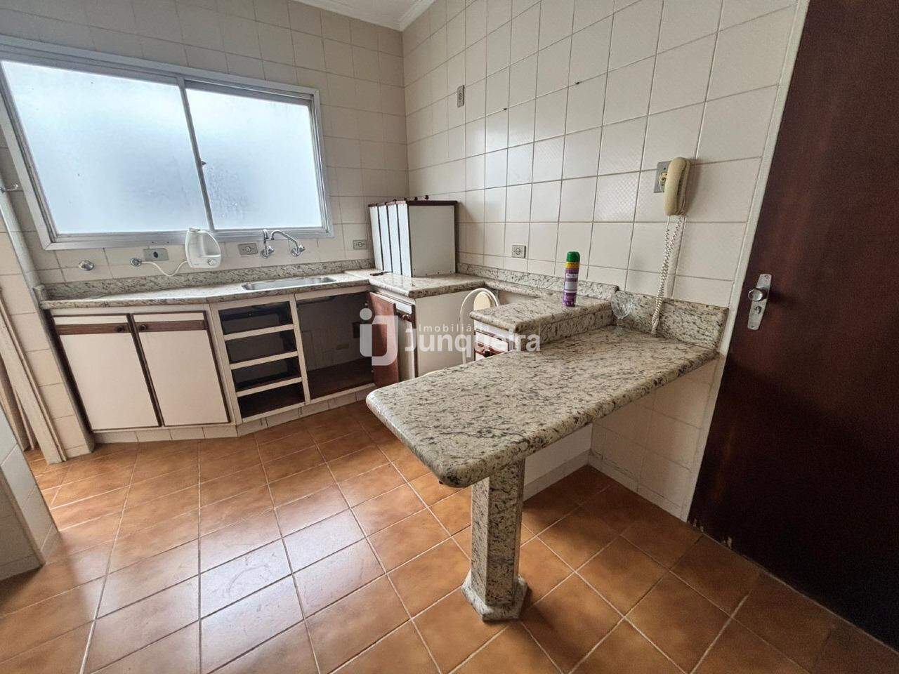 Apartamento à venda no Portal das Flores, 3 quartos, sendo 1 suíte, 1 vaga, no bairro Higienópolis em Piracicaba - SP