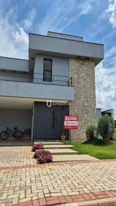 Casa em Condomínio para alugar no Quinta do Engenho, 3 quartos, sendo 1 suíte, 2 vagas, no bairro Residencial Quinta do Engenho em Rio das Pedras - SP