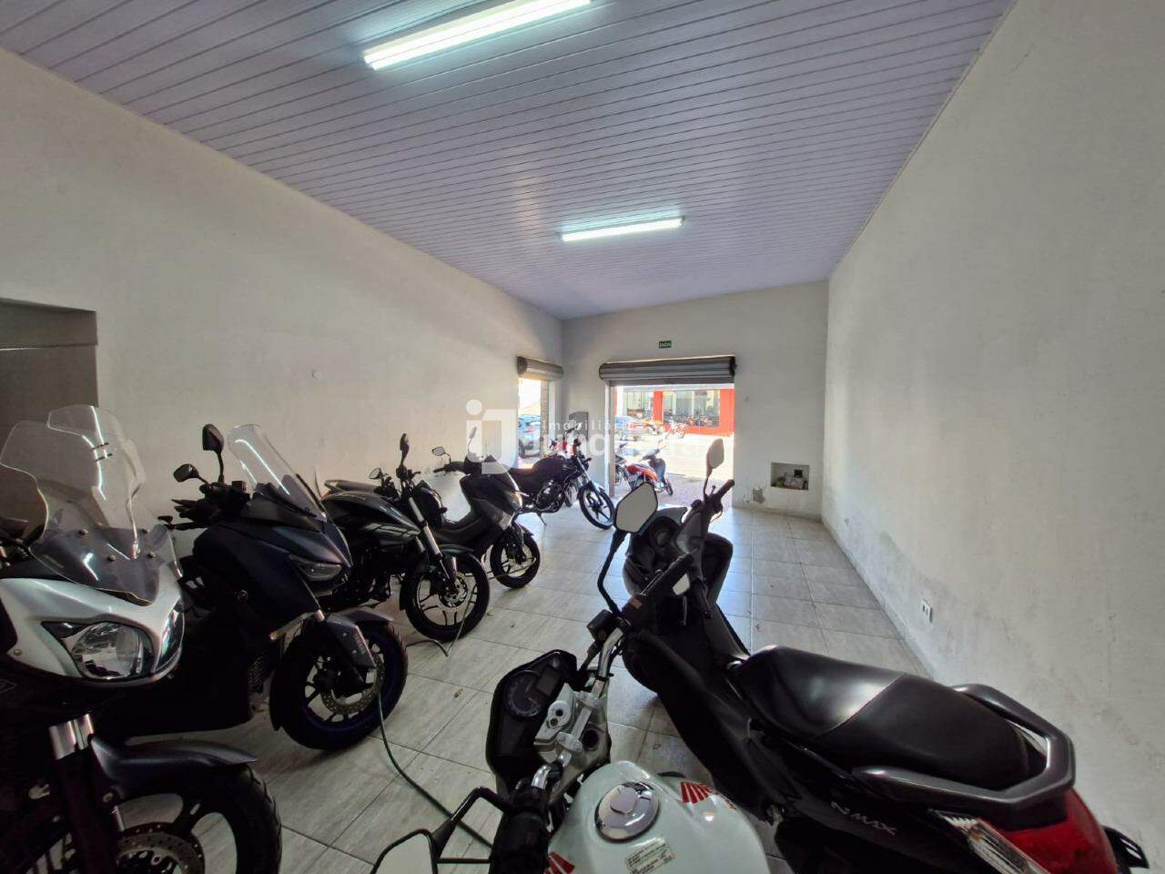 Casa Comercial à venda, 4 quartos, no bairro Centro em Piracicaba - SP