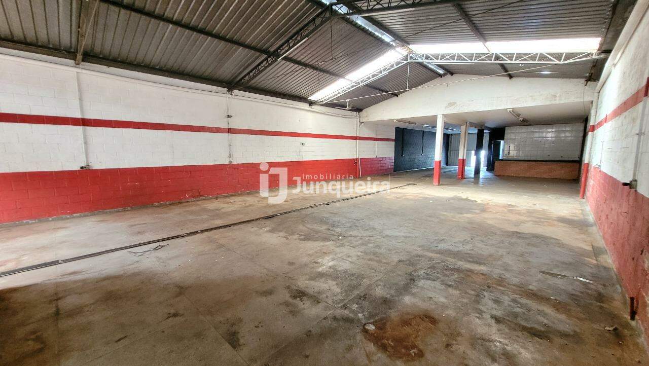 Galpão para alugar, 2 vagas, no bairro Morumbi em Piracicaba - SP