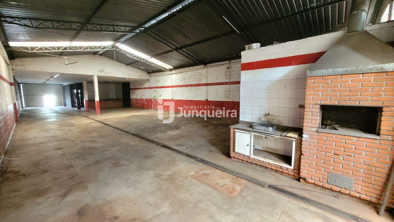Galpão para alugar, 2 vagas, no bairro Morumbi em Piracicaba - SP
