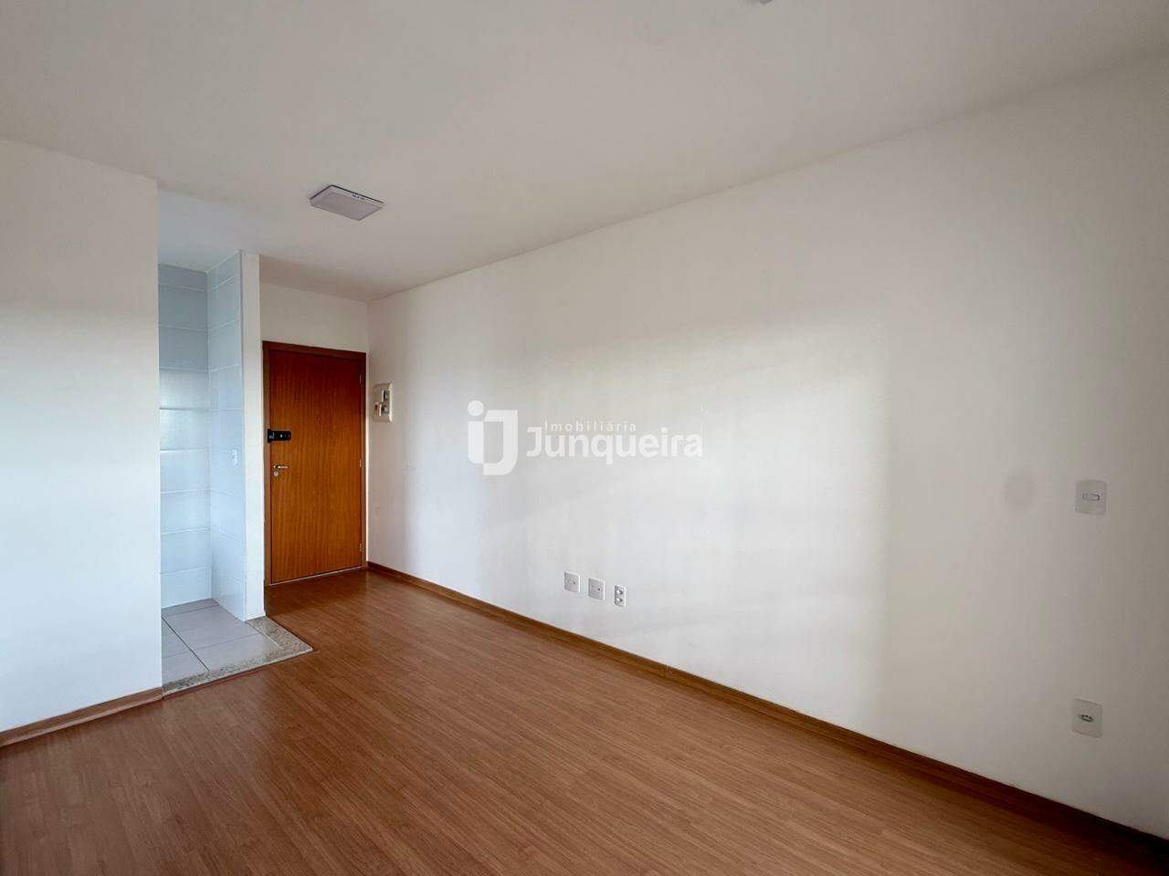 Apartamento à venda no Piazza Turim, 2 quartos, sendo 1 suíte, 1 vaga, no bairro Glebas Califórnia em Piracicaba - SP