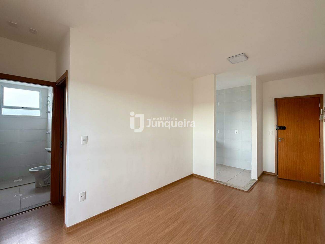 Apartamento à venda no Piazza Turim, 2 quartos, sendo 1 suíte, 1 vaga, no bairro Glebas Califórnia em Piracicaba - SP