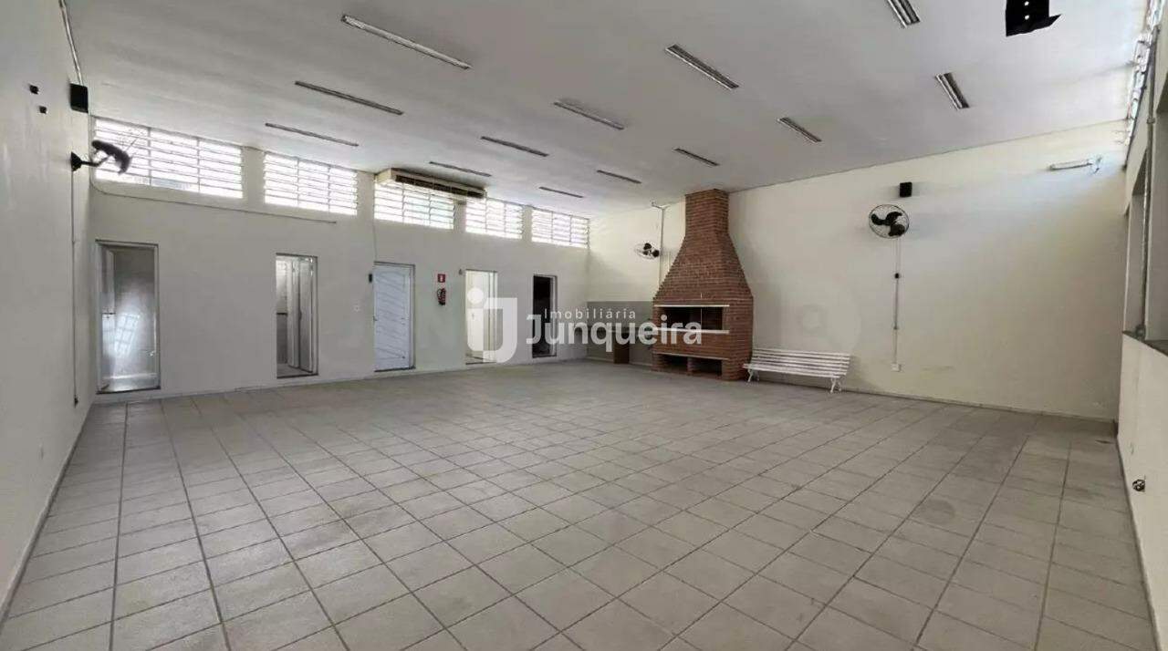 Salão à venda, no bairro Paulista em Piracicaba - SP