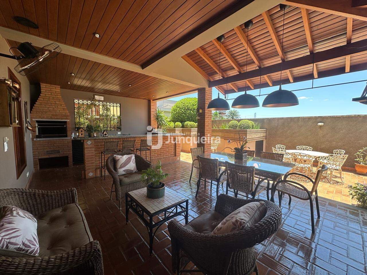 Casa em Condomínio à venda no Terras de Piracicaba II, 3 quartos, sendo 1 suíte, 4 vagas, no bairro Terras de Piracicaba II em Piracicaba - SP