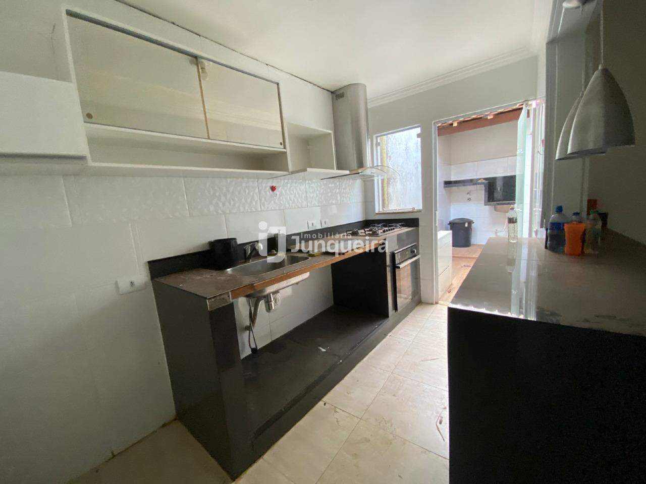 Casa à venda, 3 quartos, 3 vagas, no bairro Residencial Parque Bom Retiro em Rio das Pedras - SP