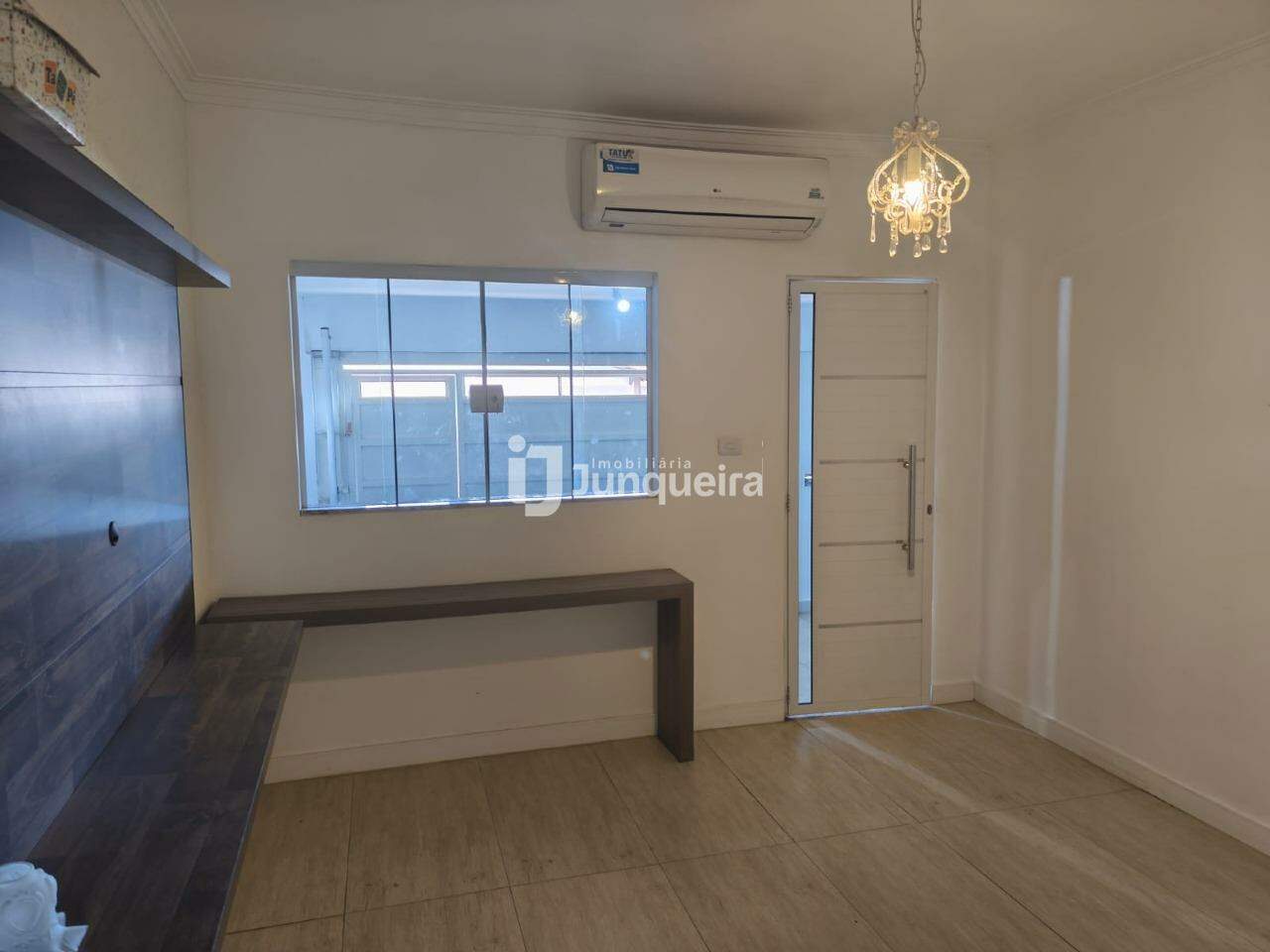 Casa à venda, 3 quartos, 3 vagas, no bairro Residencial Parque Bom Retiro em Rio das Pedras - SP