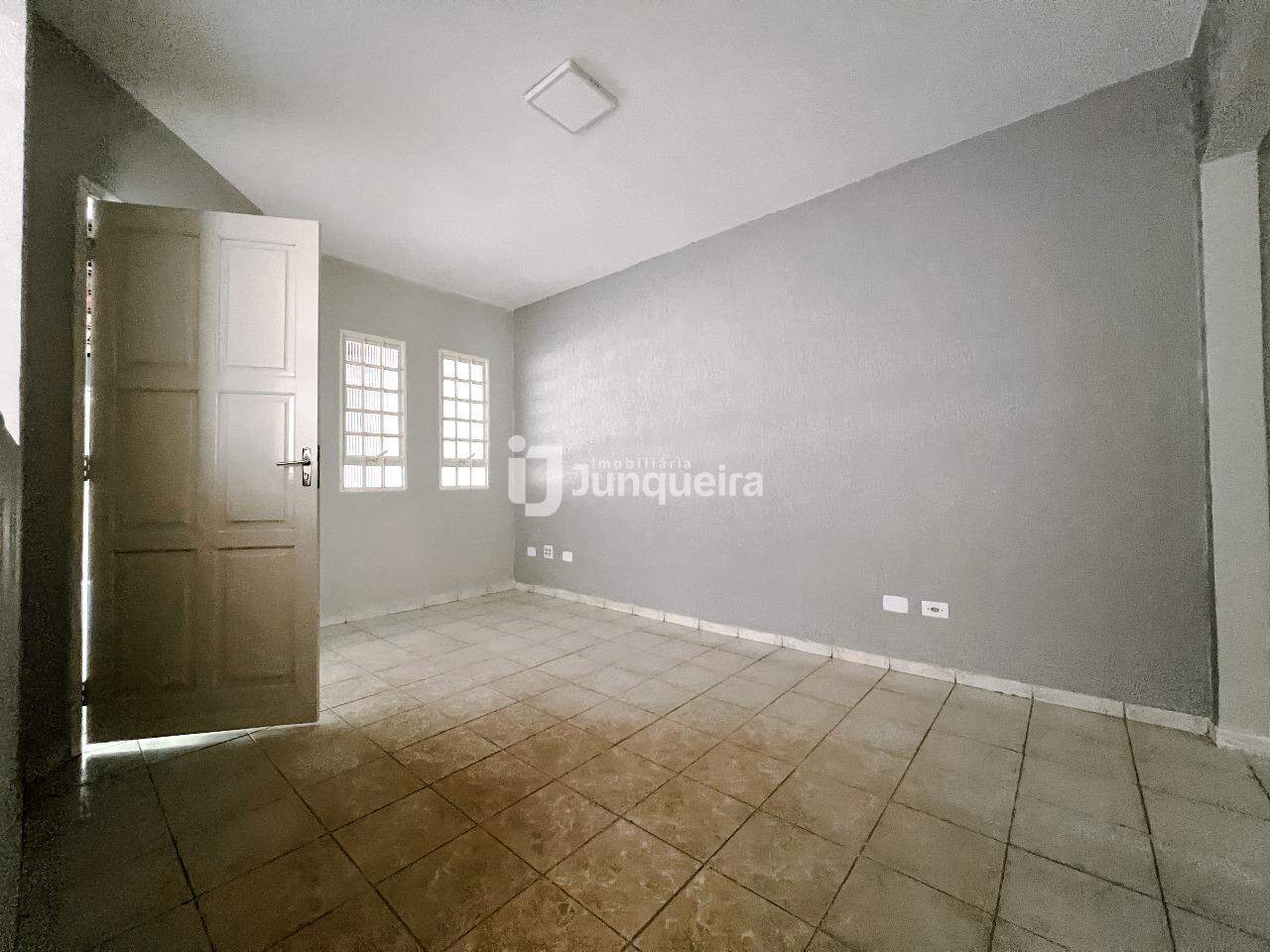 Casa à venda, 3 quartos, 2 vagas, no bairro Jardim Astúrias II em Piracicaba - SP