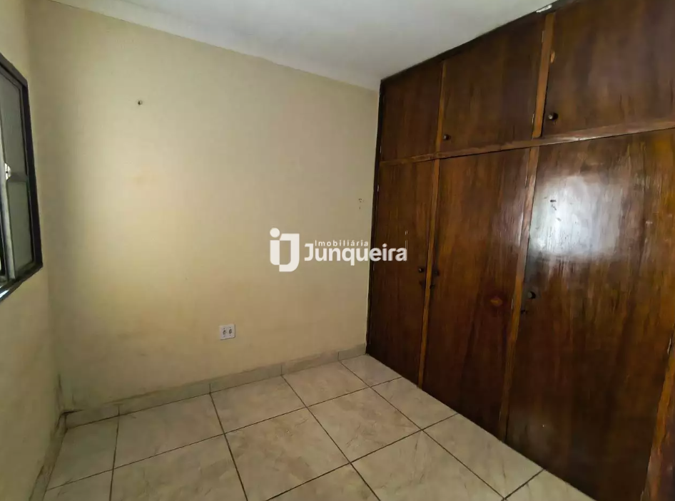 Casa à venda, 3 quartos, 2 vagas, no bairro Parque Nossa Senhora das Graças em Piracicaba - SP