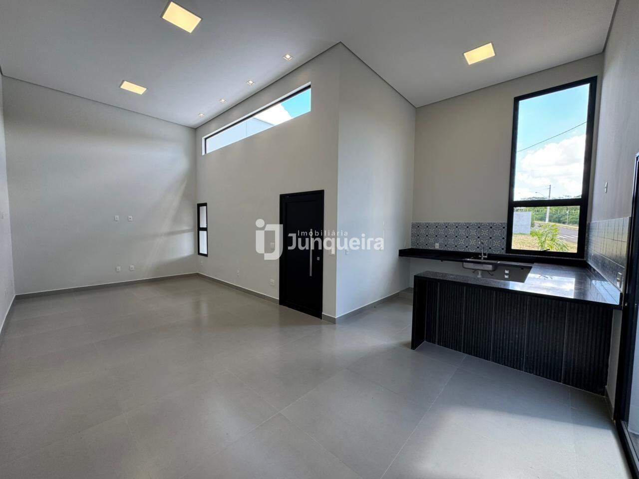 Casa em Condomínio à venda no Soleil , 3 quartos, sendo 2 suítes, 2 vagas, no bairro Soleil em Piracicaba - SP