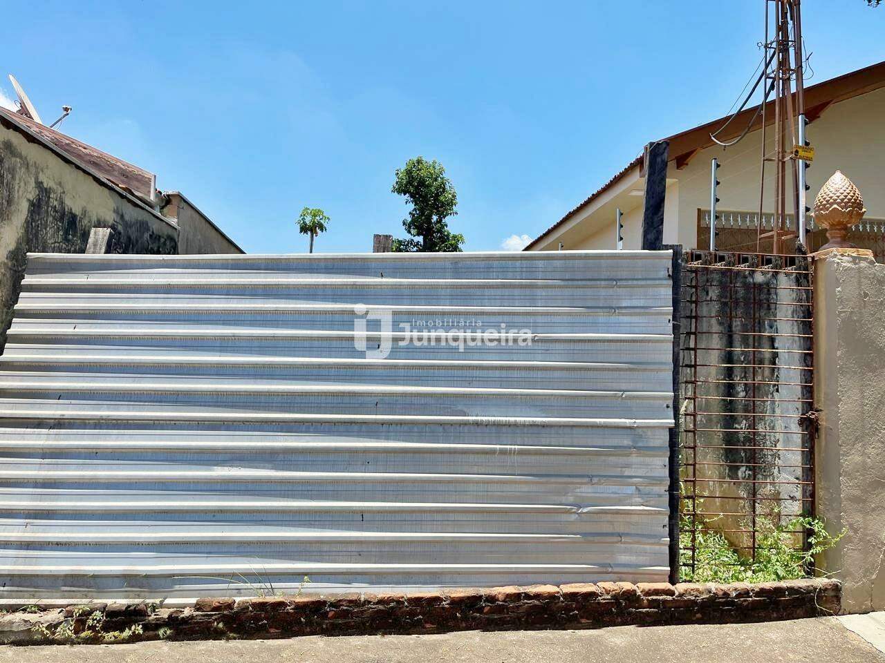 Terreno à venda, no bairro Santa Terezinha em Piracicaba - SP