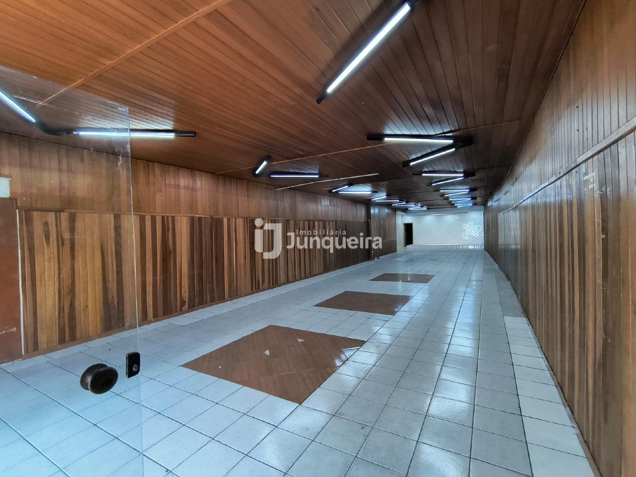 Salão para alugar, no bairro Centro em Piracicaba - SP