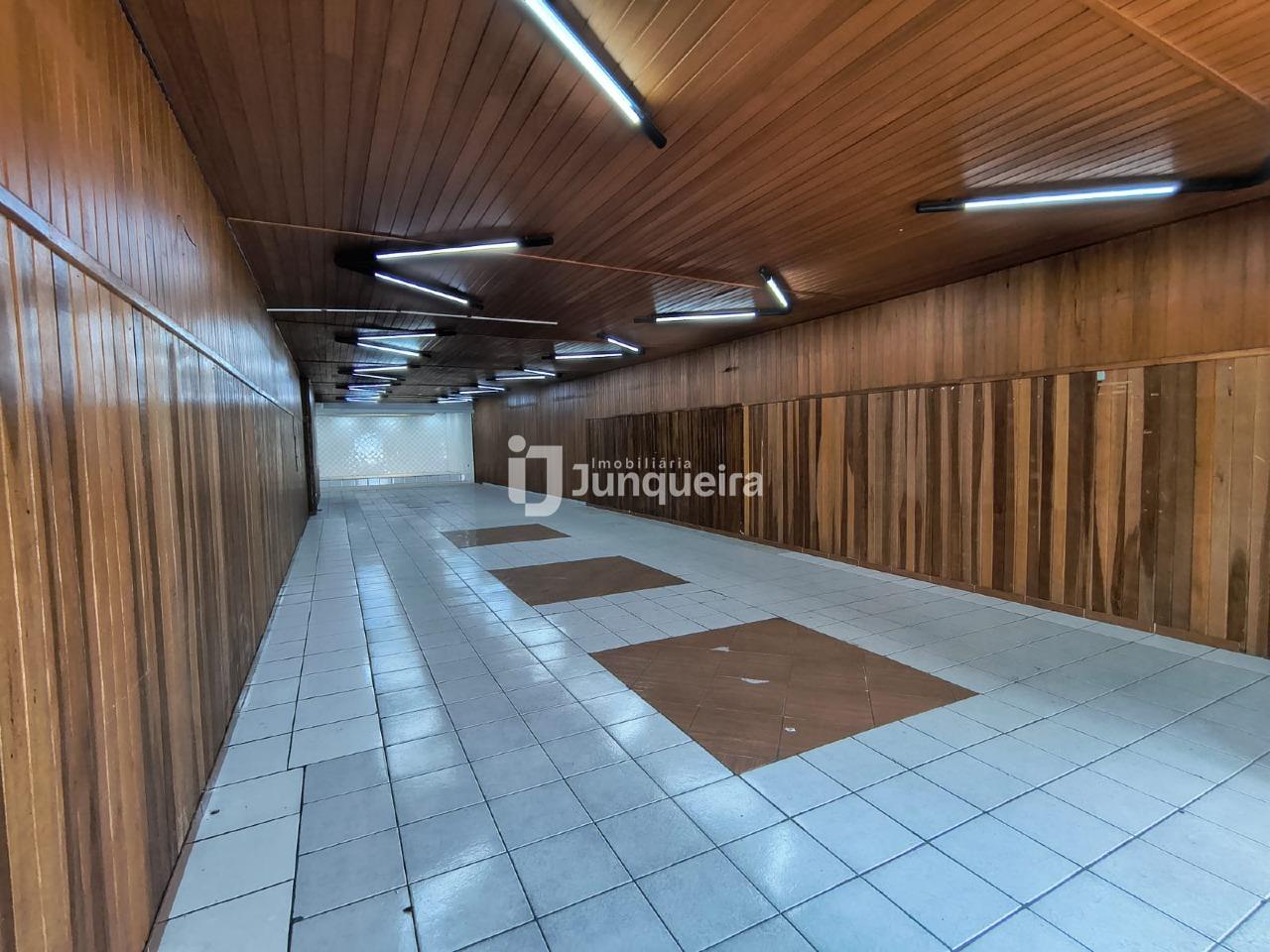 Salão para alugar, no bairro Centro em Piracicaba - SP