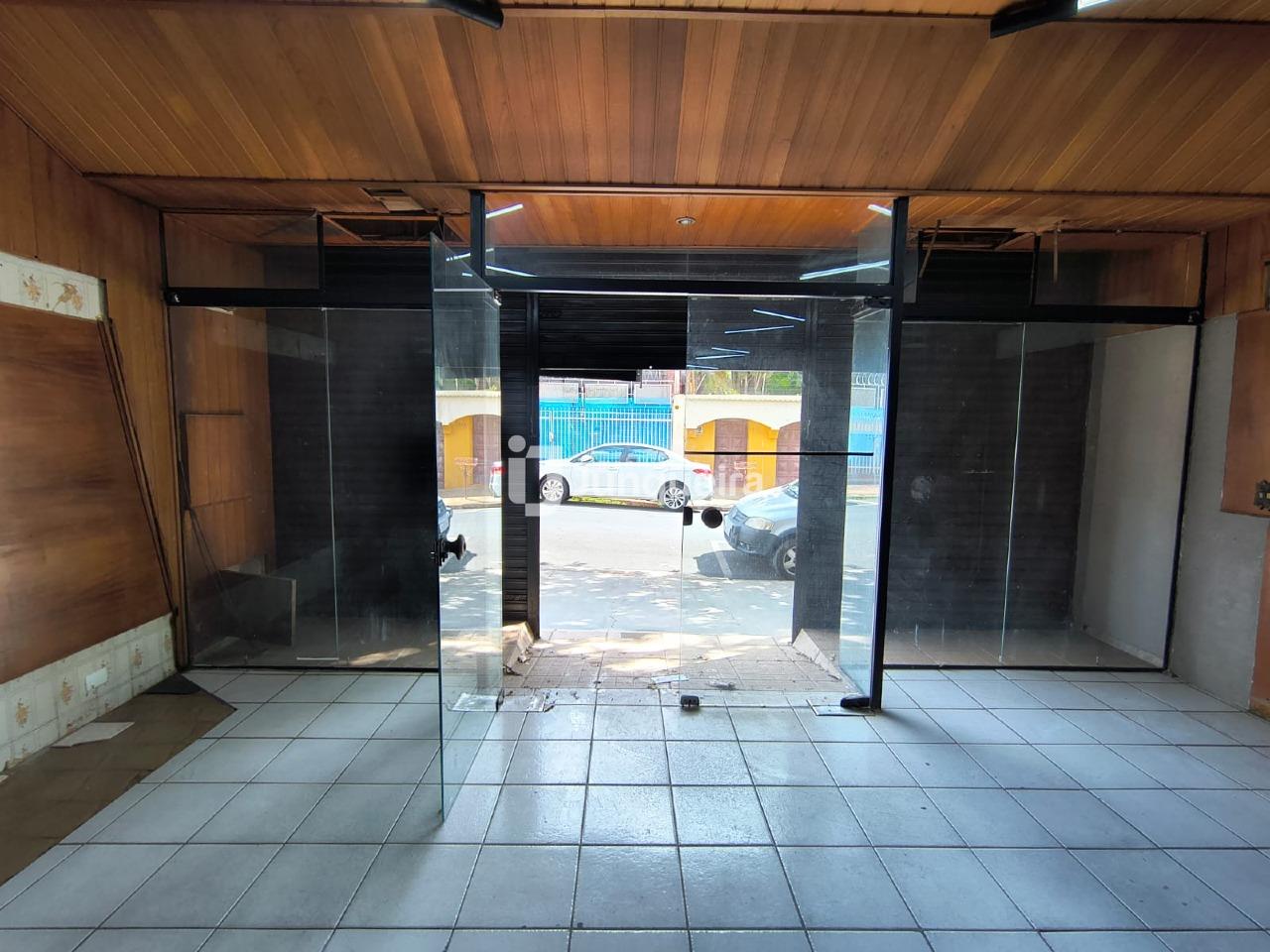 Salão para alugar, no bairro Centro em Piracicaba - SP