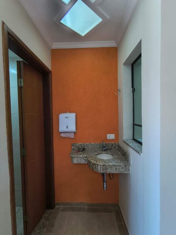 Casa Comercial para alugar, no bairro Cidade Alta em Piracicaba - SP