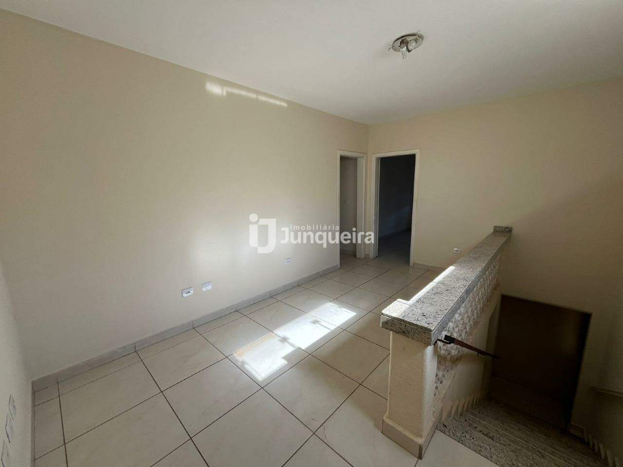 Sala Comercial para alugar, no bairro Cidade Alta em Piracicaba - SP