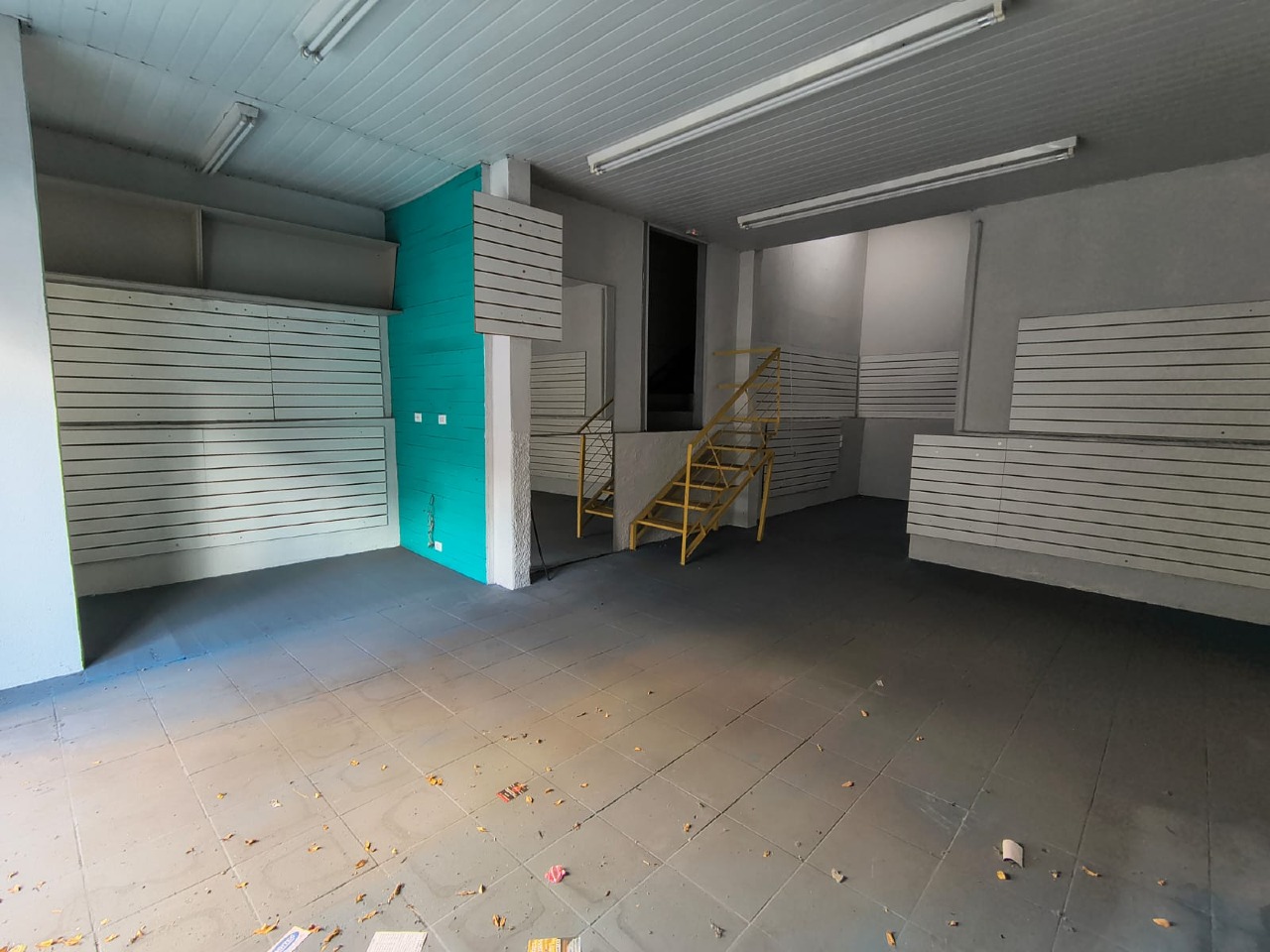 Salão para alugar, no bairro Centro em Piracicaba - SP