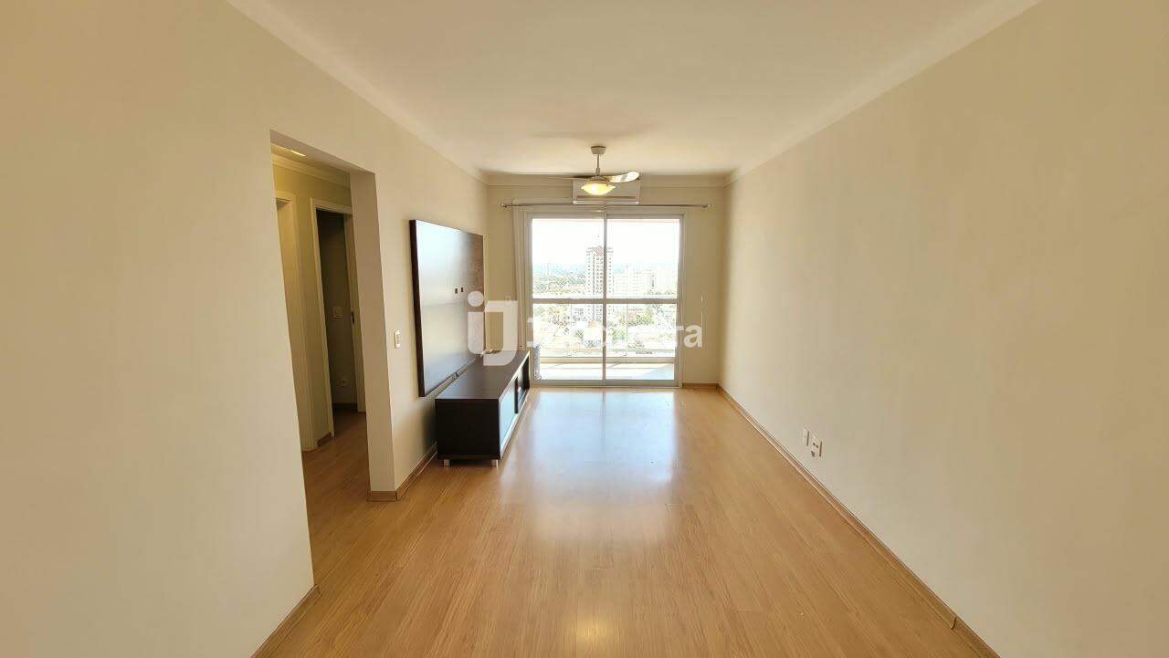 Apartamento para alugar no  Edifício Munique, 3 quartos, sendo 1 suíte, 2 vagas, no bairro Alemães em Piracicaba - SP