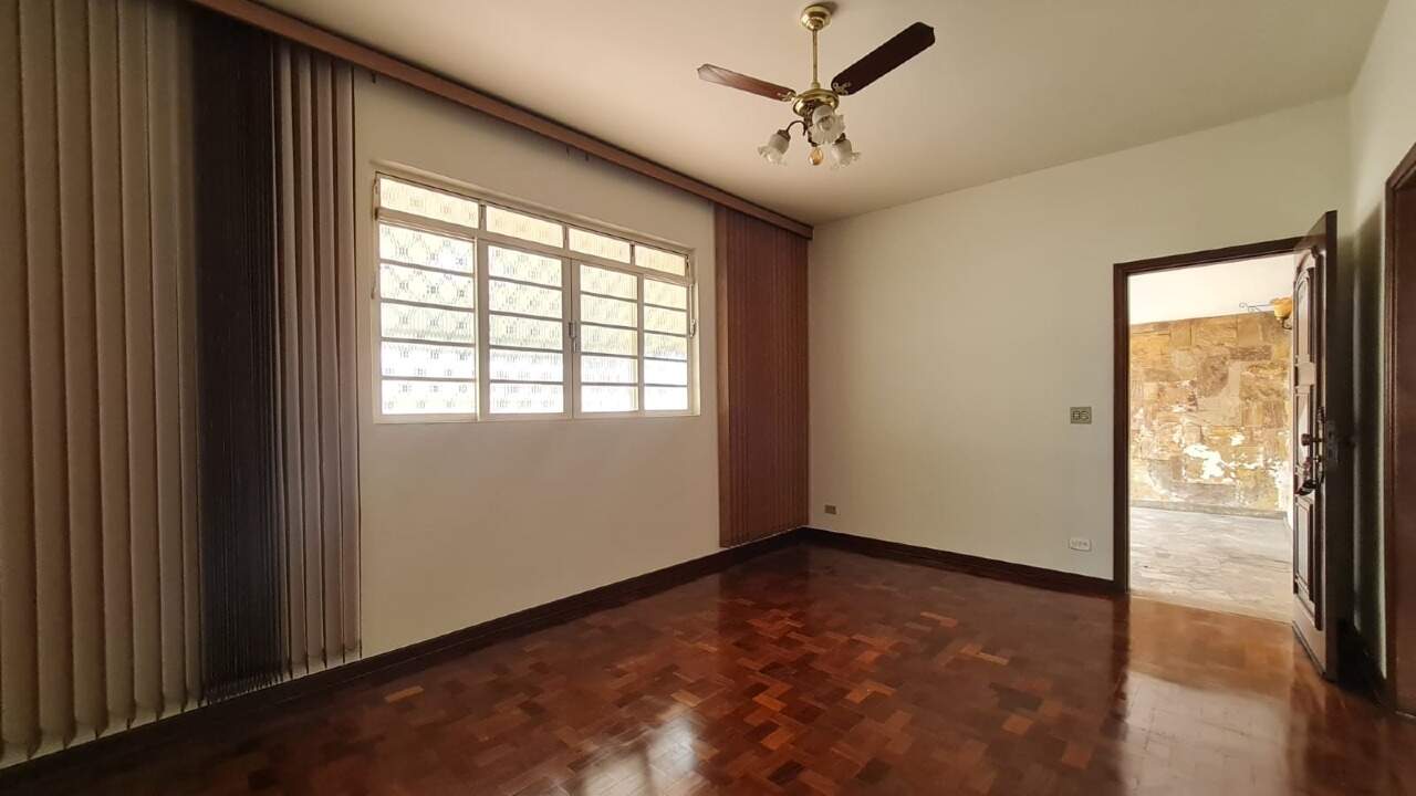 Casa para alugar, 3 quartos, sendo 1 suíte, 2 vagas, no bairro Areião em Piracicaba - SP