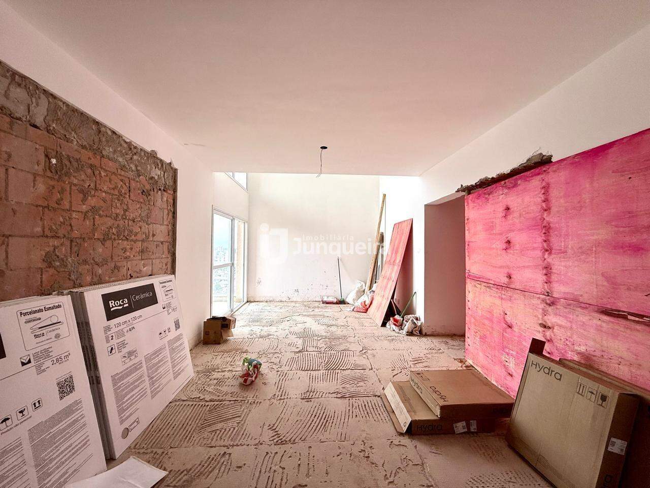 Apartamento à venda no Grand Garden, 3 quartos, sendo 3 suítes, 3 vagas, no bairro Jardim Europa em Piracicaba - SP