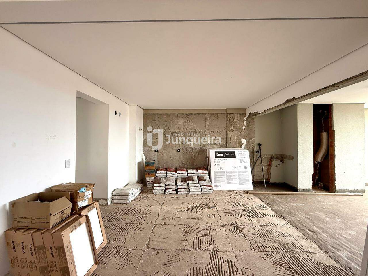 Apartamento à venda no Grand Garden, 3 quartos, sendo 3 suítes, 3 vagas, no bairro Jardim Europa em Piracicaba - SP