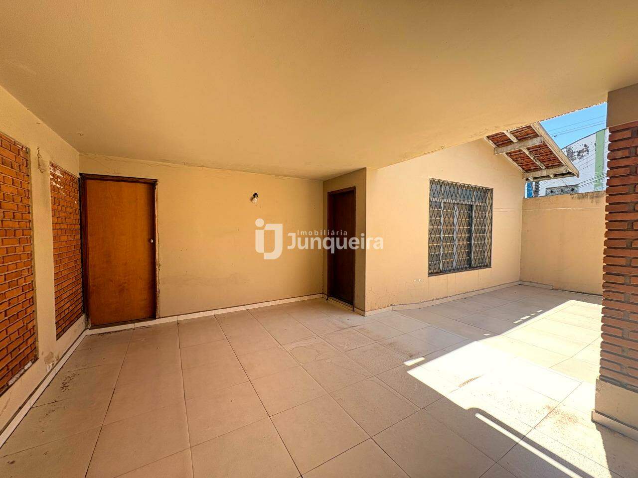 Casa à venda, 2 quartos, 1 vaga, no bairro Vila Independência em Piracicaba - SP