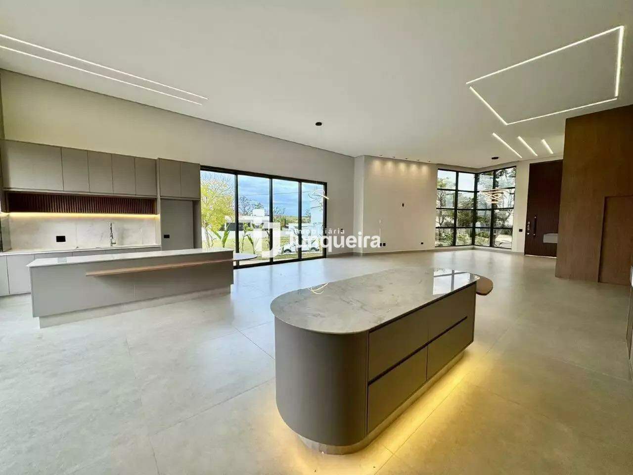 Casa em Condomínio para alugar no Alphaville Piracicaba, 3 quartos, sendo 3 suítes, 6 vagas, no bairro Alphaville Piracicaba em Piracicaba - SP