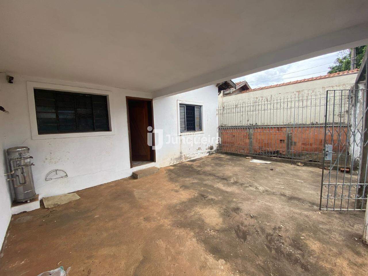 Casa à venda, 2 quartos, 2 vagas, no bairro Jardim Itamaracá em Piracicaba - SP
