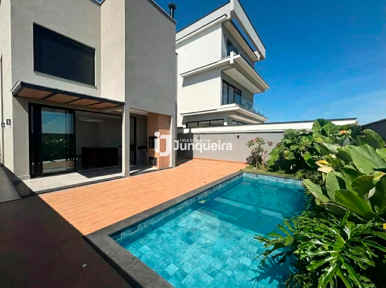 Casa em Condomínio à venda no Canadá Residencial, 3 quartos, sendo 3 suítes, 2 vagas, no bairro Canadá Residencial em Piracicaba - SP