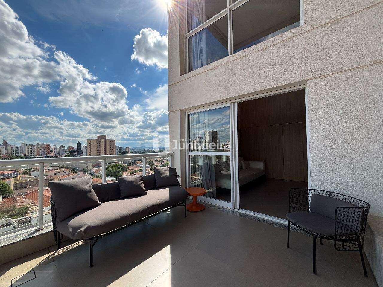 Apartamento à venda no Grand Garden, 2 quartos, sendo 1 suíte, 3 vagas, no bairro Jardim Europa em Piracicaba - SP