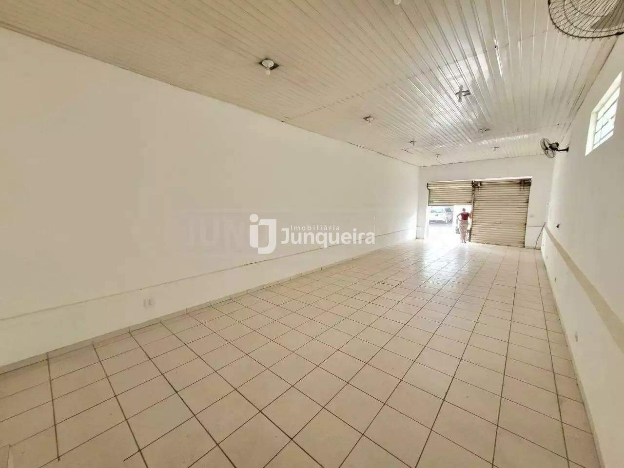 Casa à venda, 3 quartos, no bairro Centro em Piracicaba - SP