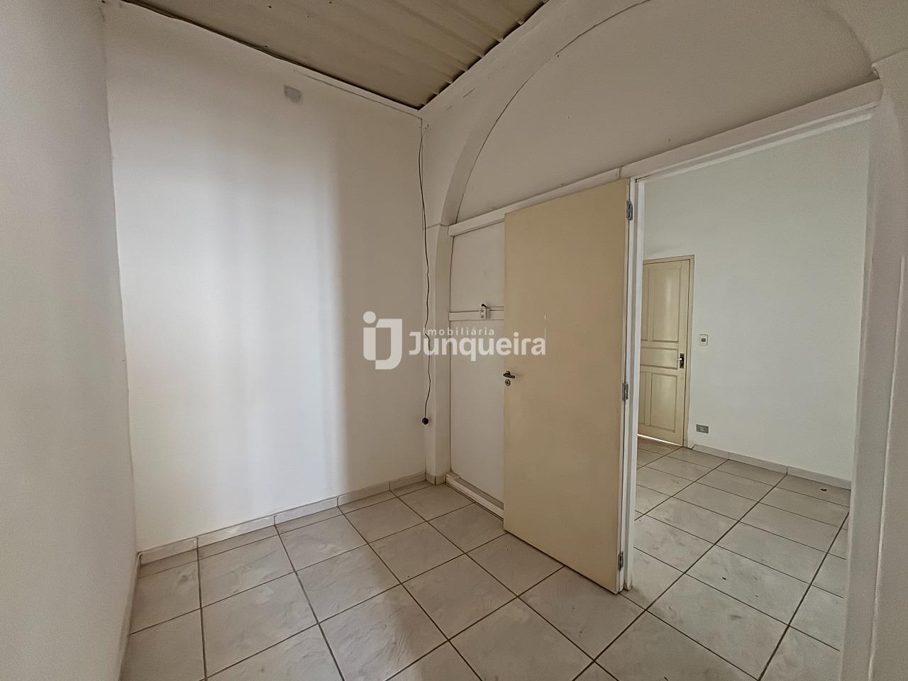 Salão à venda, 3 quartos, no bairro Centro em Piracicaba - SP