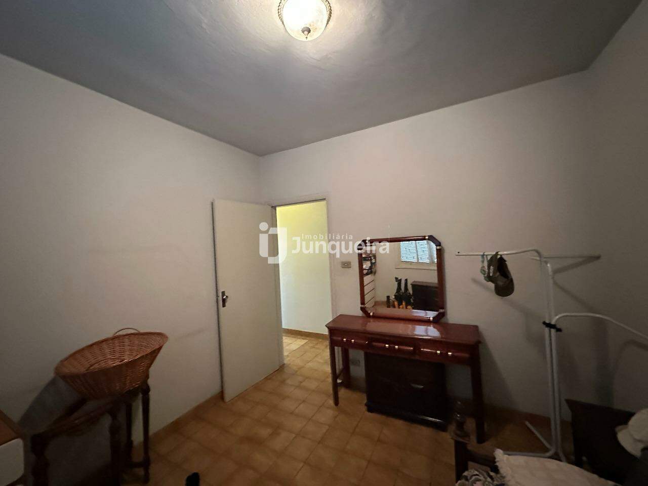 Casa à venda, 3 quartos, no bairro Centro em Piracicaba - SP