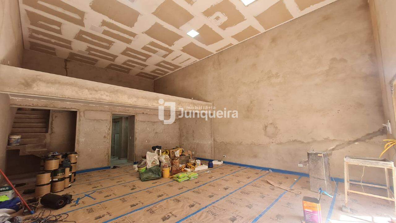 Salão para alugar, 2 vagas, no bairro Centro em Piracicaba - SP