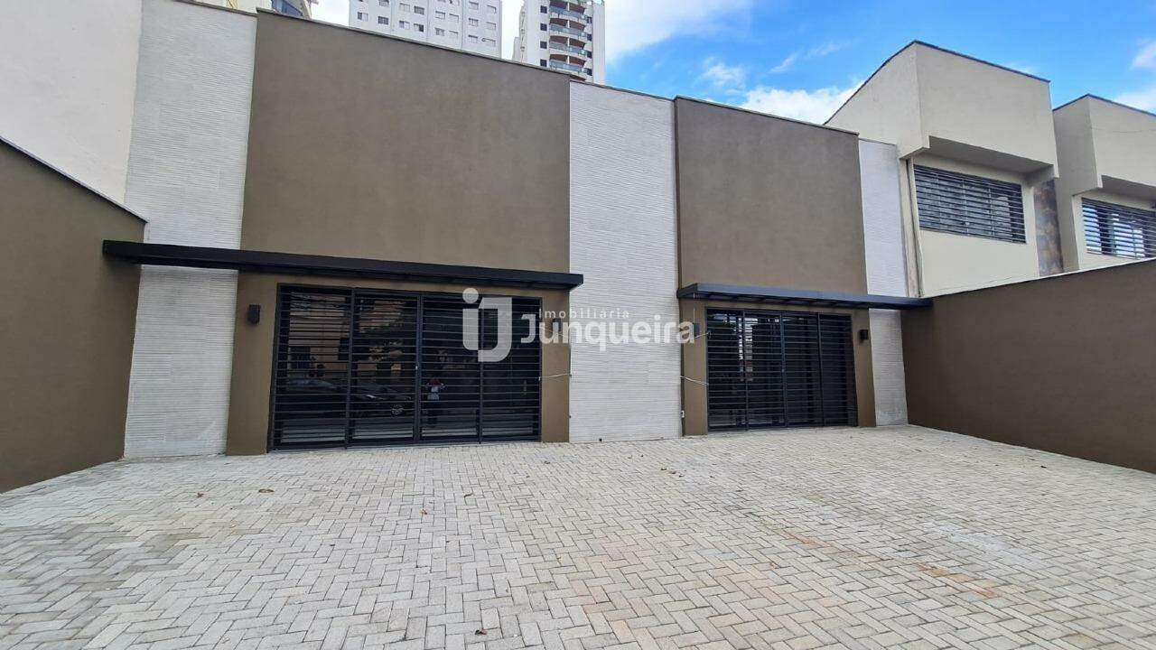 Casa Comercial para alugar, 2 vagas, no bairro Centro em Piracicaba - SP