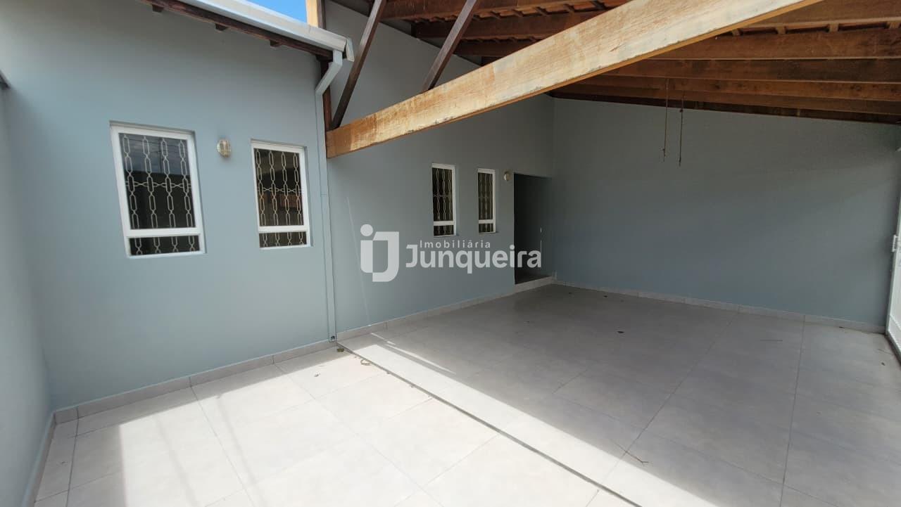Casa para alugar, 2 quartos, 3 vagas, no bairro Santa Rosa em Piracicaba - SP