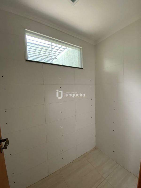 Casa à venda, 3 quartos, sendo 1 suíte, 2 vagas, no bairro Piracicamirim em Piracicaba - SP