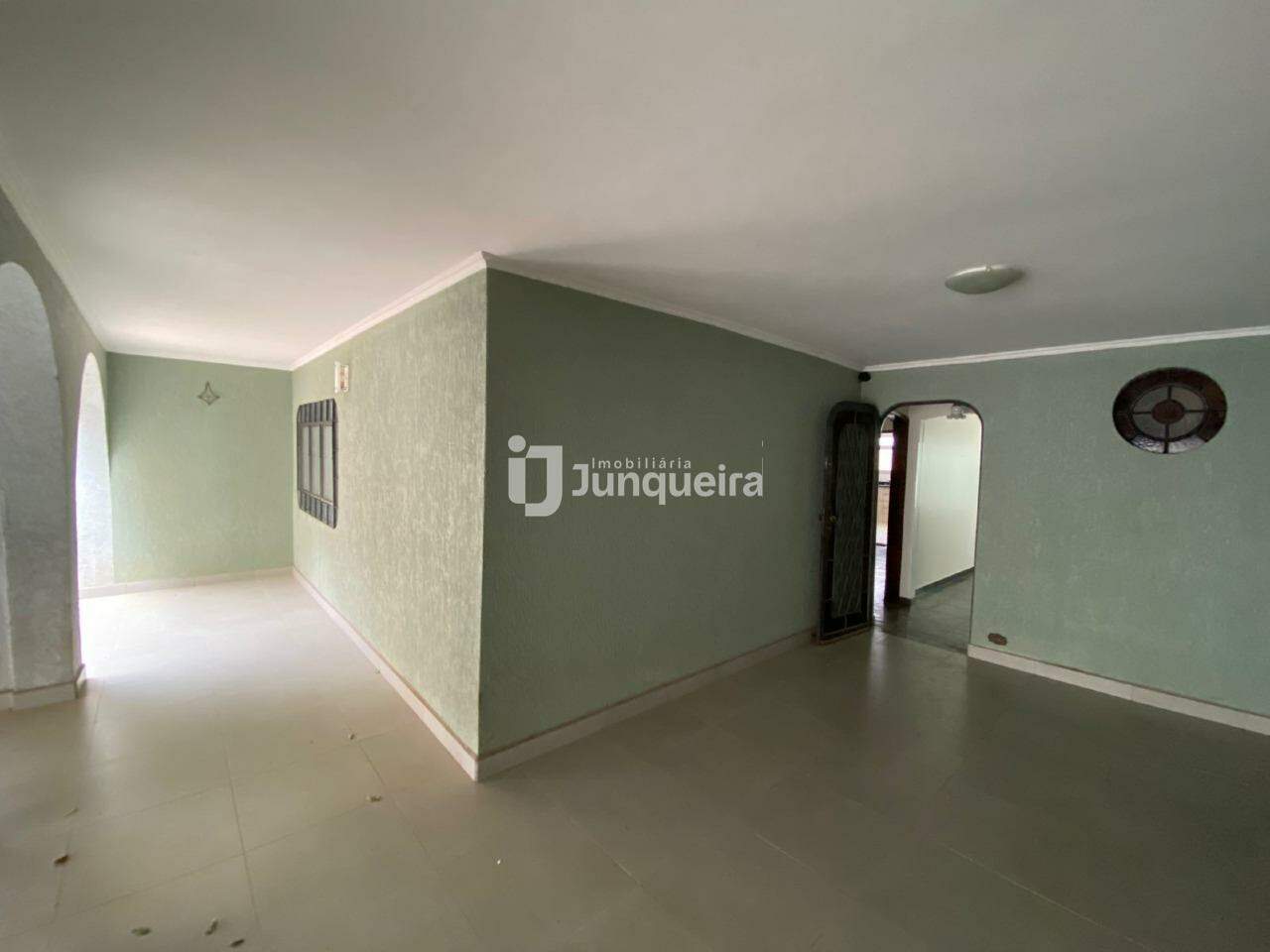 Casa à venda, 3 quartos, sendo 1 suíte, 2 vagas, no bairro Piracicamirim em Piracicaba - SP