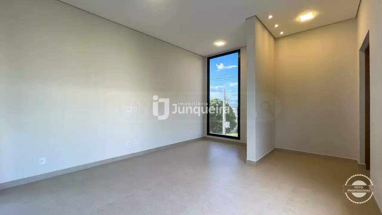 Casa em Condomínio para alugar, 3 quartos, sendo 3 suítes, 2 vagas, no bairro Damha I em Piracicaba - SP