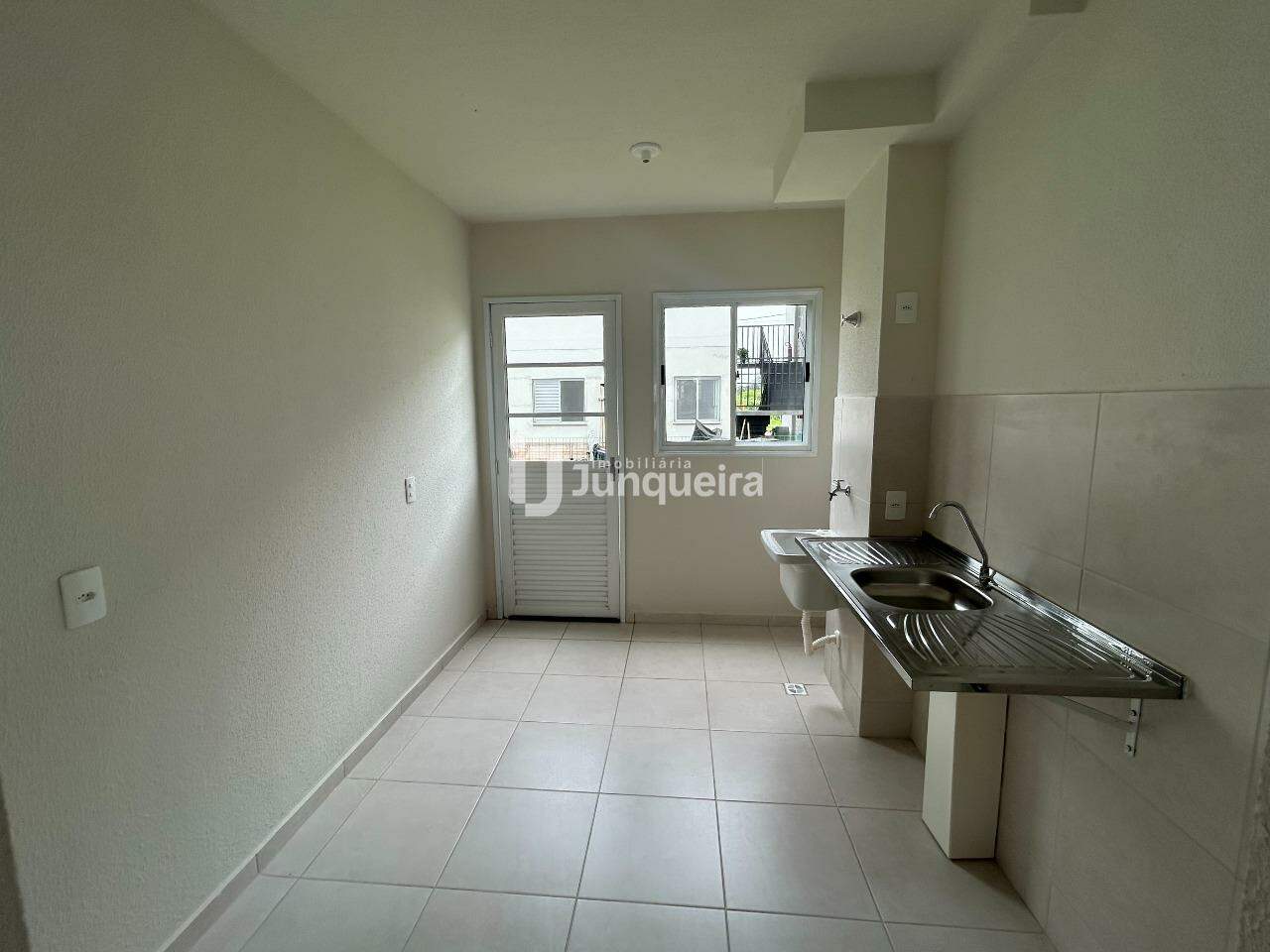 Casa em Condomínio à venda no Residencial Nova Suíça I, 2 quartos, 1 vaga, no bairro Residencial Nova Suiça 1 em Piracicaba - SP