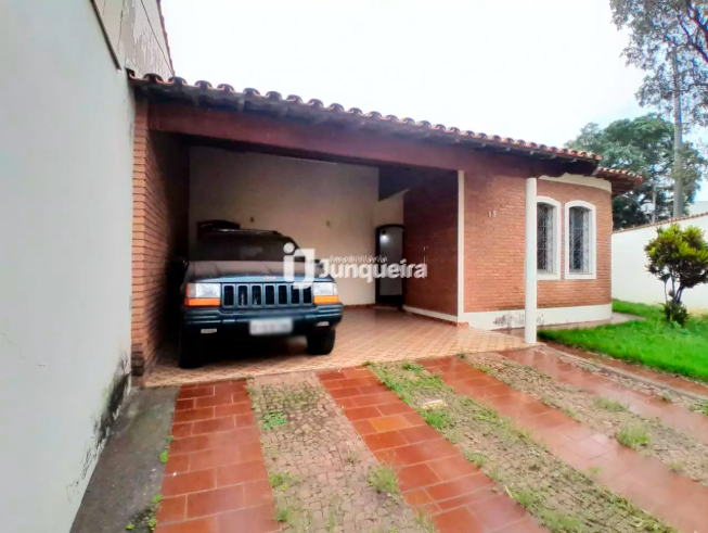 Casa à venda, 4 quartos, sendo 1 suíte, 6 vagas, no bairro Jardim Monumento em Piracicaba - SP