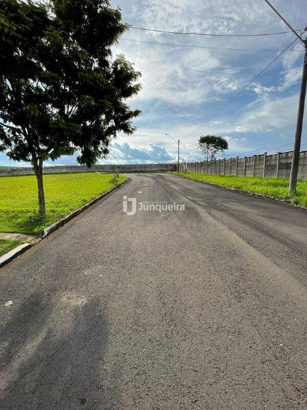 Terreno em Condomínio à venda no San Marino , no bairro Residencial San Marino em Rio das Pedras - SP