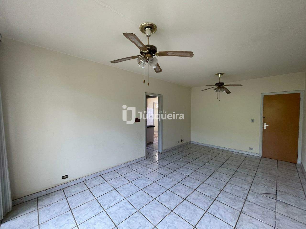 Apartamento à venda no Uruguai, 2 quartos, 1 vaga, no bairro Cidade Jardim em Piracicaba - SP