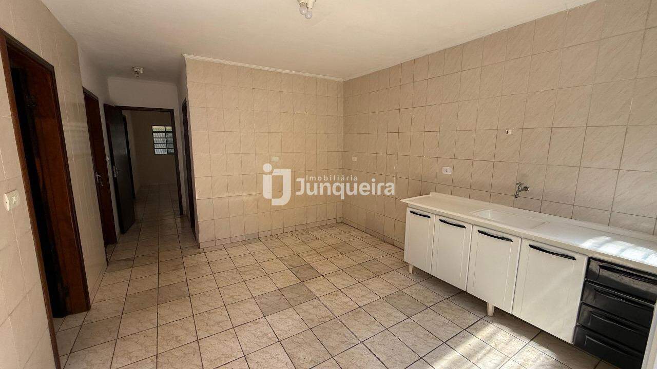 Casa para alugar, 3 quartos, 4 vagas, no bairro Loteamento Santa Rosa em Piracicaba - SP